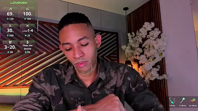 B Wild online show from November 16, 4:50 am