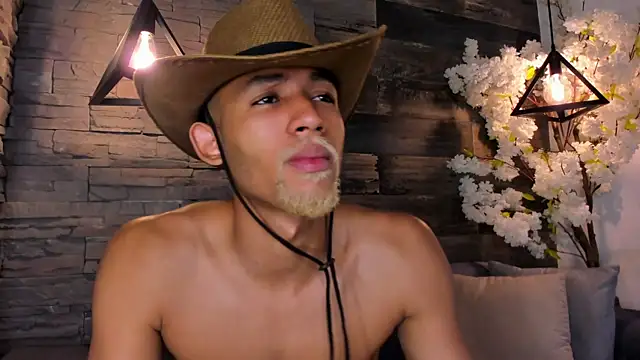 B Wild online show from September 25, 4:07 am