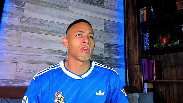 B Wild online show from April 16, 5:08 am