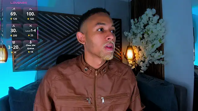 B Wild online show from October 13, 3:41 am