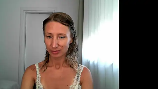 Snapshot of Paevoa chatting on October 2, 8:40 am Paevoa online show from October 2, 8:40 am