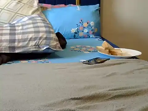 Playroom queen online show from September 28, 9:38 am