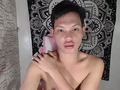 Snapshot of coxckydale chatting on October 12, 11:11 am coxckydale online show from October 12, 11:11 am