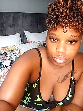 ThickAmy online show from November 9, 8:18 am