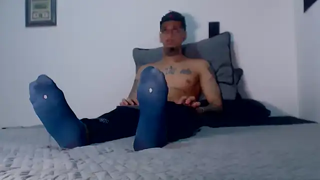 MASTER PIG FARMER online show from September 11, 11:16 pm