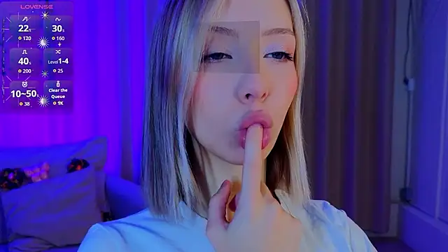 LumMina online show from March 31, 9:00 am