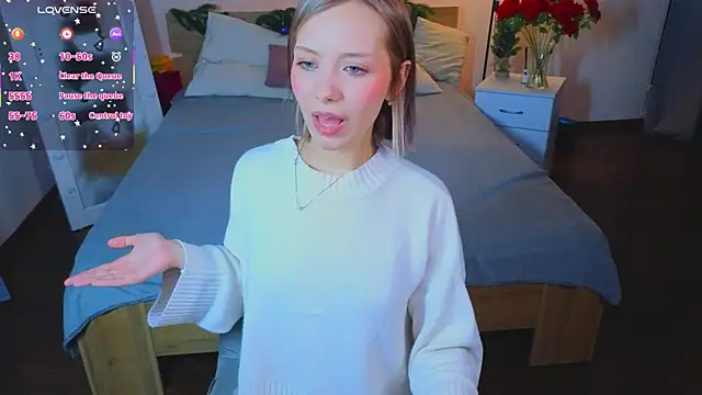 LumMina online show from December 22, 9:53 am