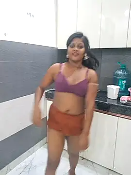 Rashmi Pathak online show from September 21, 4:23 pm
