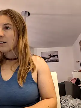 story of sarah online show from March 3, 8:38 pm