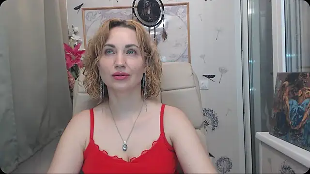 KatrinAlluring online show from October 20, 4:36 am