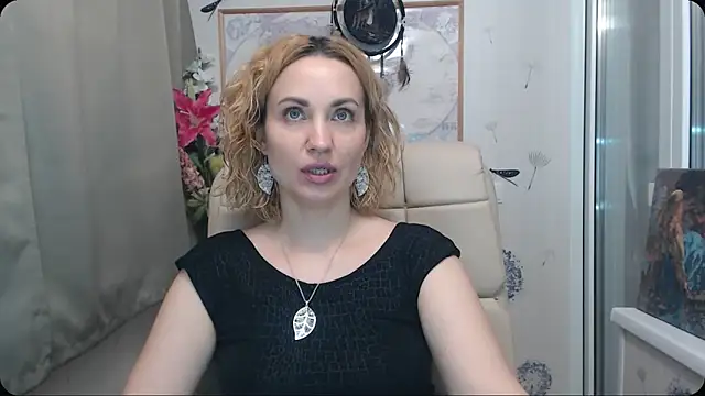 KatrinAlluring online show from October 23, 4:11 am