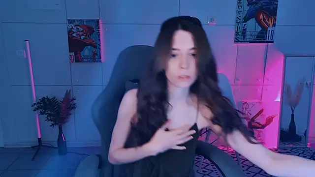 Yoka paradoXXX online show from April 9, 10:10 am