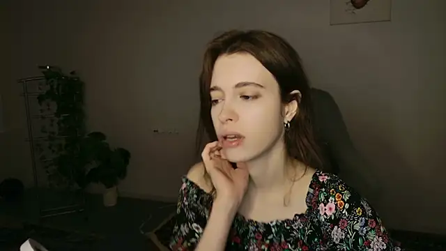 Snapshot of Yoka_paradoXXX chatting on November 18, 5:11 am Yoka paradoXXX online show from November 18, 5:11 am