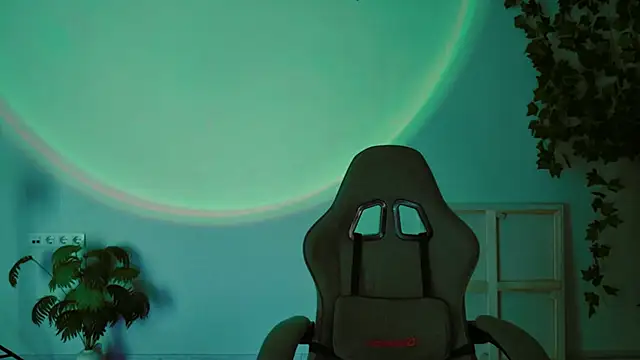 Snapshot of Yoka_paradoXXX chatting on October 24, 5:06 am Yoka paradoXXX online show from October 24, 5:06 am