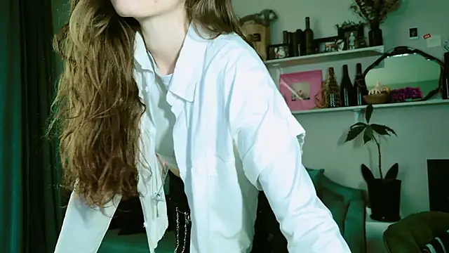 Snapshot of Yoka_paradoXXX chatting on June 17, 10:03 am Yoka paradoXXX online show from June 17, 10:03 am