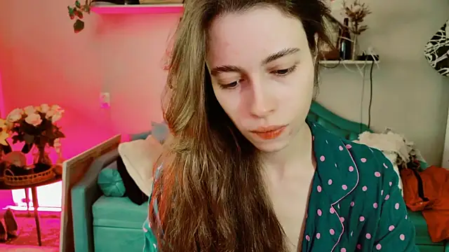 Snapshot of Yoka_paradoXXX chatting on July 18, 9:29 am Yoka paradoXXX online show from July 18, 9:29 am