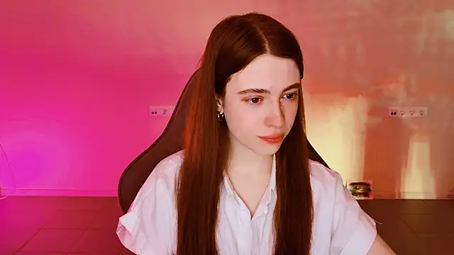 Yoka paradoXXX online show from February 14, 9:20 am