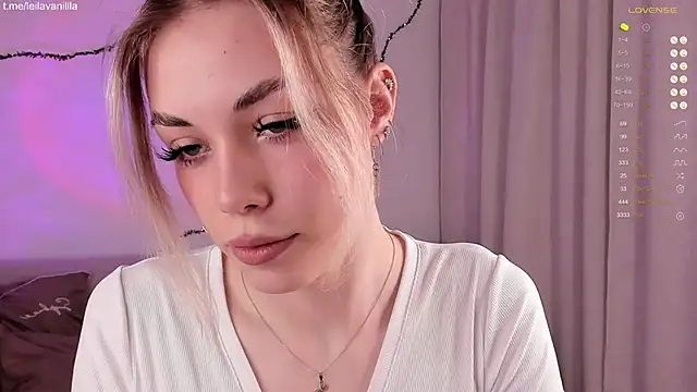 Leila Vanilla online show from June 1, 6:13 am