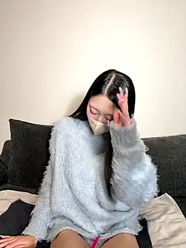 sirochan  online show from December 5, 2:15 pm