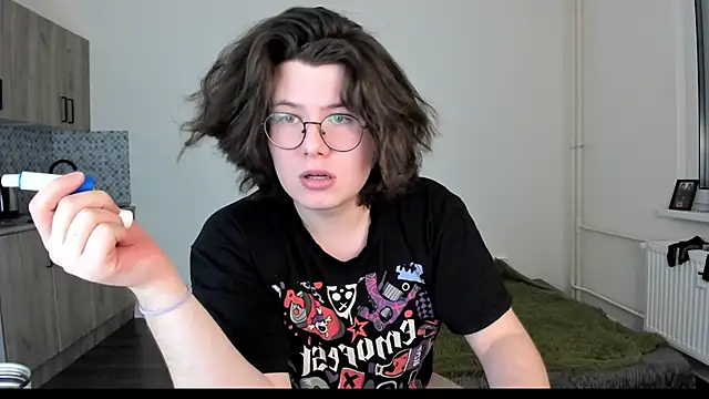 Snapshot of Derek_Shameless chatting on February 7, 4:26 pm Derek Shameless online show from February 7, 4:26 pm