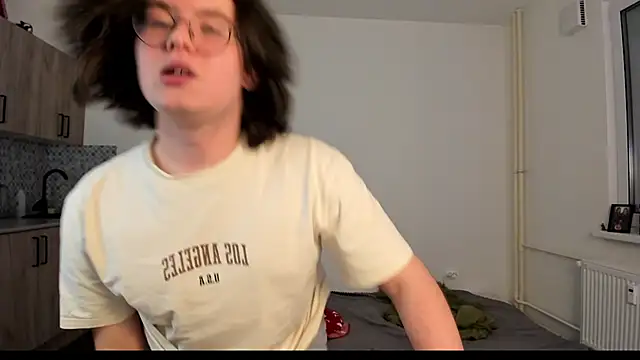 Snapshot of Derek_Shameless chatting on February 11, 3:12 pm Derek Shameless online show from February 11, 3:12 pm