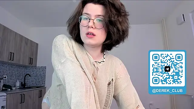 Derek Shameless online show from April 18, 8:53 pm