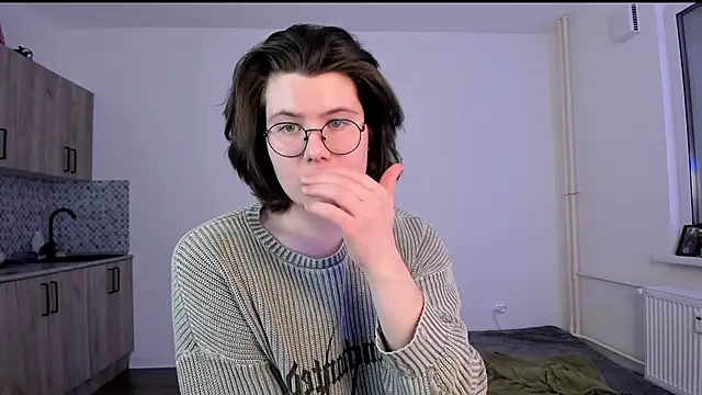 Snapshot of Derek_Shameless chatting on February 16, 6:28 pm Derek Shameless online show from February 16, 6:28 pm