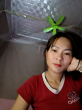 Yumyum kiw online show from November 13, 9:08 pm