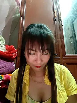 Yumyum kiw online show from December 22, 5:24 pm