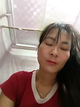 Yumyum kiw online show from November 17, 6:12 pm