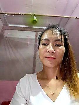 Yumyum kiw online show from September 11, 1:27 am