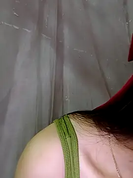 Yumyum kiw online show from October 15, 10:18 pm