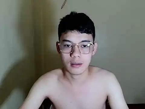 keirflorianxx online show from October 11, 7:48 pm
