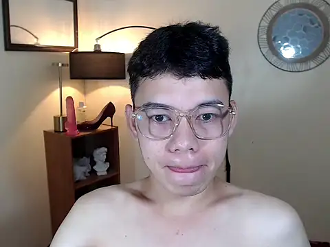 keirflorianxx online show from September 30, 6:08 am