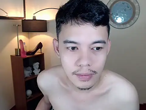 keirflorianxx online show from September 27, 8:20 am