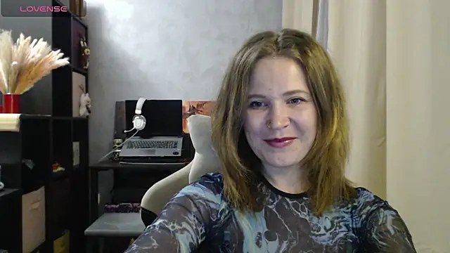 harpermoss online show from September 10, 6:18 pm