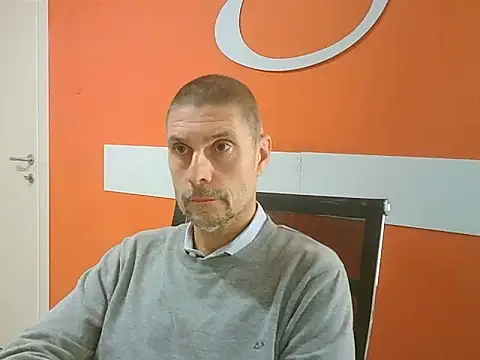 max79ve31 online show from October 6, 11:55 am