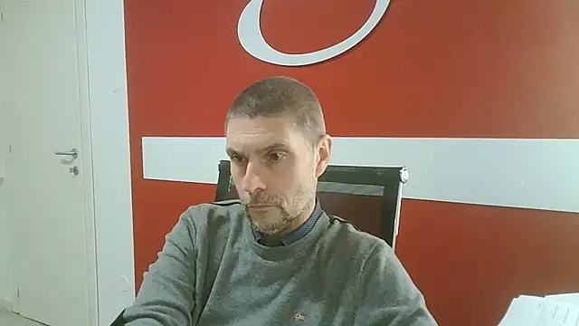 Snapshot of max79ve31 chatting on March 4, 12:57 pm max79ve31 online show from March 4, 12:57 pm