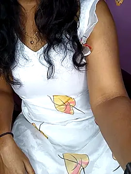 Snapshot of Marathi_rani2 chatting on September 14, 8:15 am Marathi rani2 online show from September 14, 8:15 am