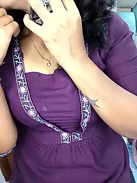 Snapshot of Marathi_rani2 chatting on November 11, 3:40 pm Marathi rani2 online show from November 11, 3:40 pm