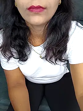 Snapshot of Marathi_rani2 chatting on September 18, 8:17 am Marathi rani2 online show from September 18, 8:17 am