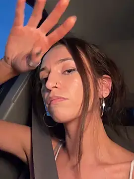 Snapshot of icy_pisces chatting on February 1, 3:10 pm icy pisces online show from February 1, 3:10 pm