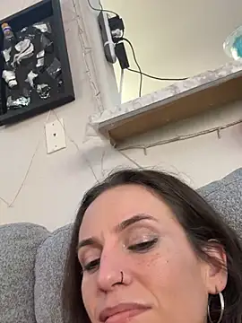 Snapshot of icy_pisces chatting on January 11, 8:43 am icy pisces online show from January 11, 8:43 am