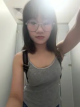 wemroudeyu online show from April 10, 2:02 pm