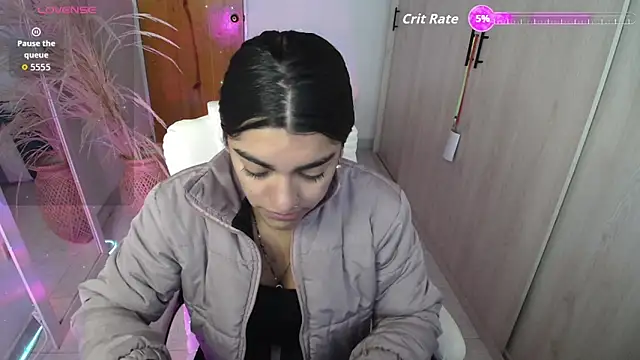 amarasilk  online show from November 19, 12:38 pm