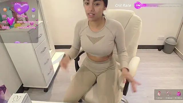 amarasilk  online show from January 7, 5:29 pm