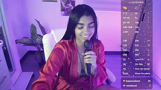 Snapshot of amarasilk_ chatting on June 16, 12:32 am amarasilk online show from June 16, 12:32 am