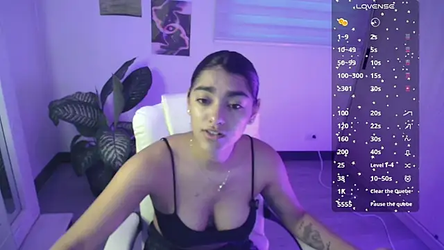 Snapshot of amarasilk_ chatting on July 17, 11:13 pm amarasilk online show from July 17, 11:13 pm