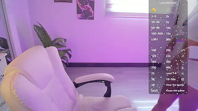 Snapshot of amarasilk_ chatting on June 22, 2:36 pm amarasilk online show from June 22, 2:36 pm