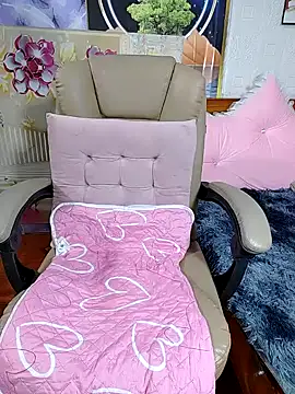 LadyMaiMai online show from October 19, 4:04 am